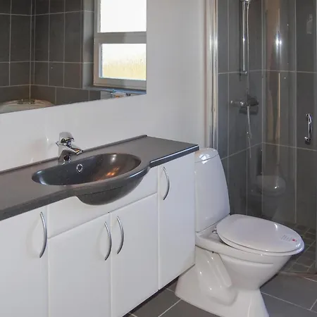 Holiday home Beautiful In Tarm With Kitchen *