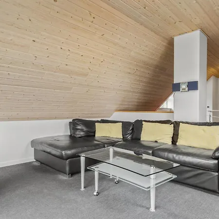 Beautiful In Tarm With Kitchen * Hemmet