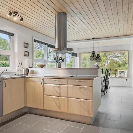 Hébergement de vacances Superbe Maison À Tarm Avec Sauna *